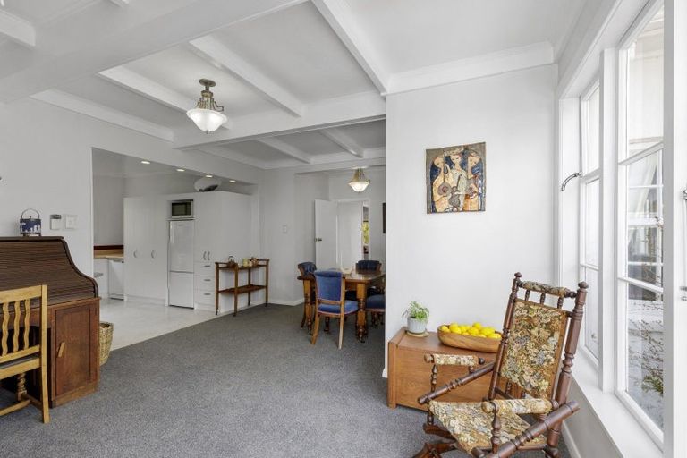 Photo of property in 21 Hathaway Avenue, Boulcott, Lower Hutt, 5010