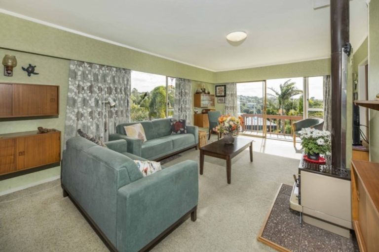 Photo of property in 26 Surville Place, Mairangi Bay, Auckland, 0630