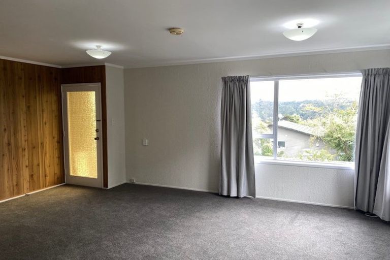 Photo of property in 1/20 Morriggia Place, Bayview, Auckland, 0629