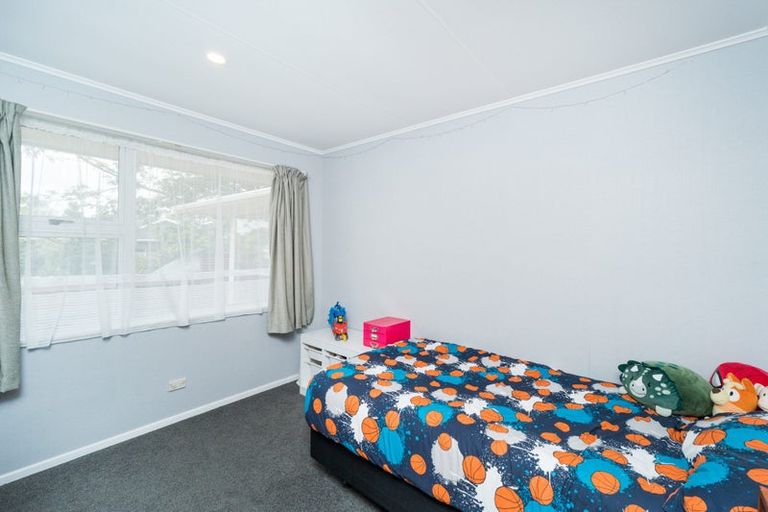 Photo of property in 25 Terry Crescent, Milson, Palmerston North, 4414