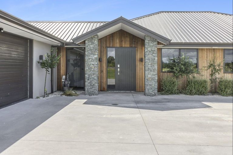 Photo of property in 194 Lake Road, Okoroire, Tirau, 3484
