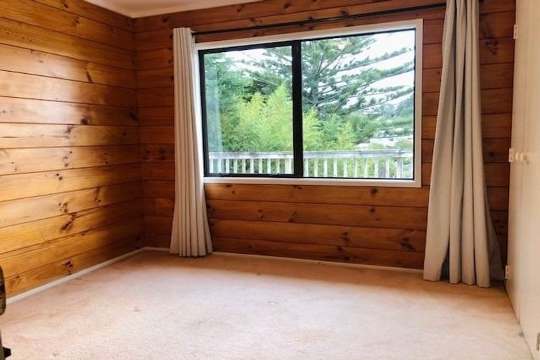 Photo of property in 2/60 Sycamore Drive, Sunnynook, Auckland, 0620