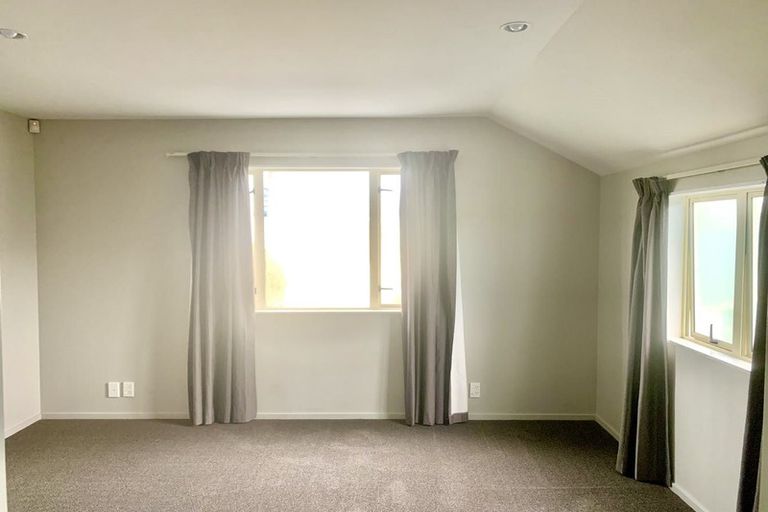 Photo of property in 10 Somerset Crescent, Spreydon, Christchurch, 8024