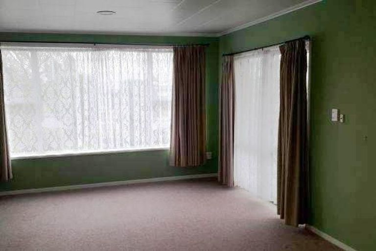 Photo of property in 3 Carter Drive, Pomare, Rotorua, 3015