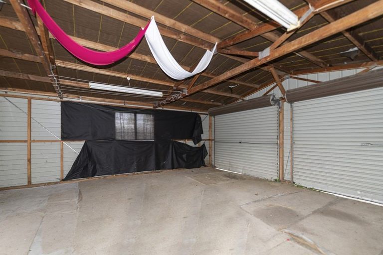 Photo of property in 2 Tania Crescent, Western Heights, Rotorua, 3015