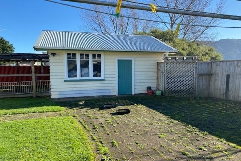 Photo of property in 137 Clouston Park Road, Clouston Park, Upper Hutt, 5018
