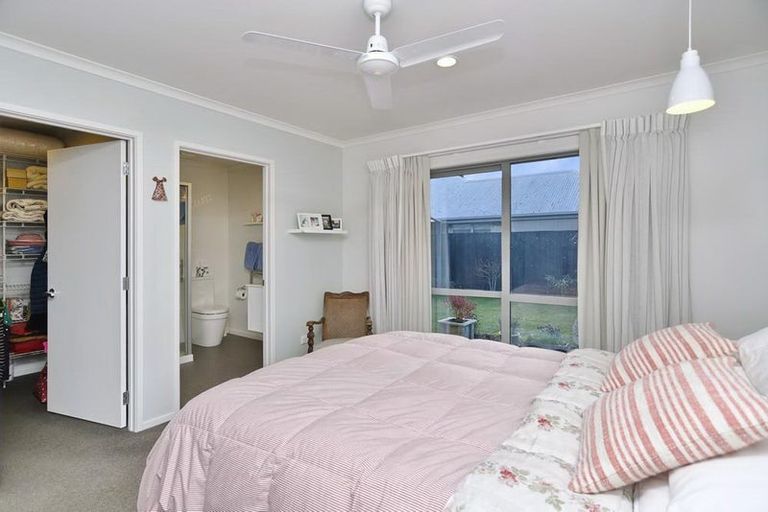 Photo of property in 30 Taiore Crescent, Marshland, Christchurch, 8083