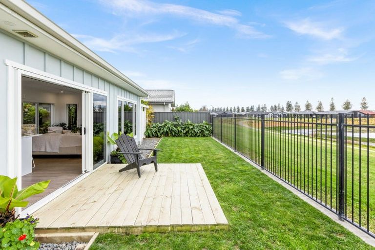 Photo of property in 32 Kaituna Place, Te Awa, Napier, 4110