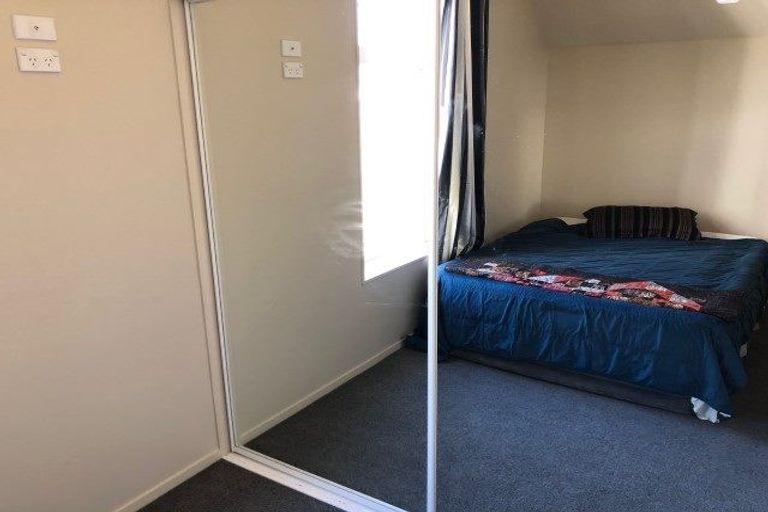 Photo of property in Pirie Street Townhouses, 27/35 Pirie Street, Mount Victoria, Wellington, 6011
