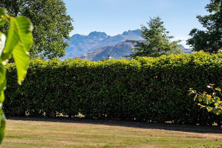 Photo of property in 8 Crawford Place, Lake Hayes, Queenstown, 9304