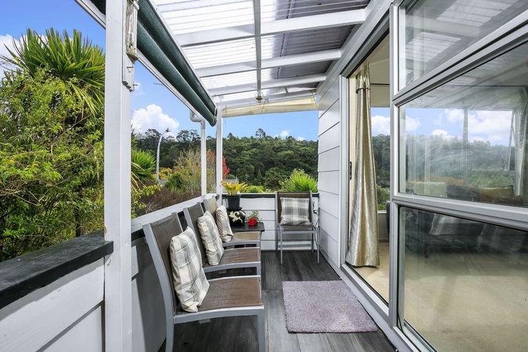 Photo of property in 1/100 Lynn Road, Bayview, Auckland, 0629
