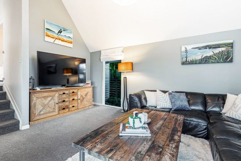 Photo of property in 12 Wairere Road, Torbay, Auckland, 0630