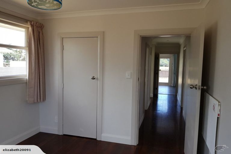 Photo of property in 14 Awatea Street, Levin, 5510