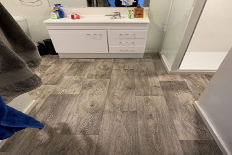 Photo of property in 69a Hartford Crescent, Totara Park, Upper Hutt, 5018