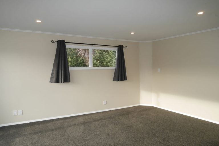 Photo of property in 84 Ruapehu Street, Paraparaumu, 5032