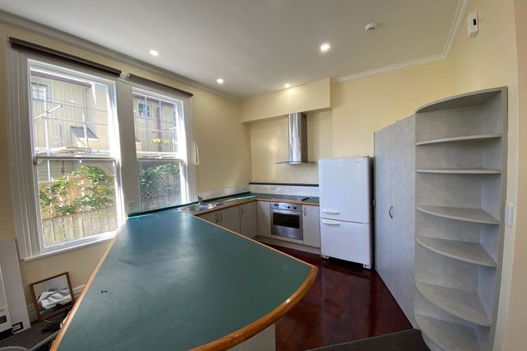 Photo of property in 117 Brougham Street, Mount Victoria, Wellington, 6011