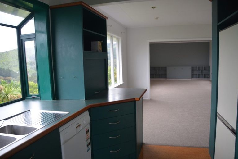 Photo of property in 12 Cheshire Street, Wilton, Wellington, 6012