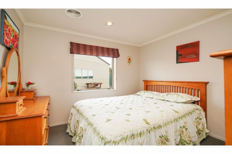 Photo of property in 33 Oteramika Road, Rockdale, Invercargill, 9812