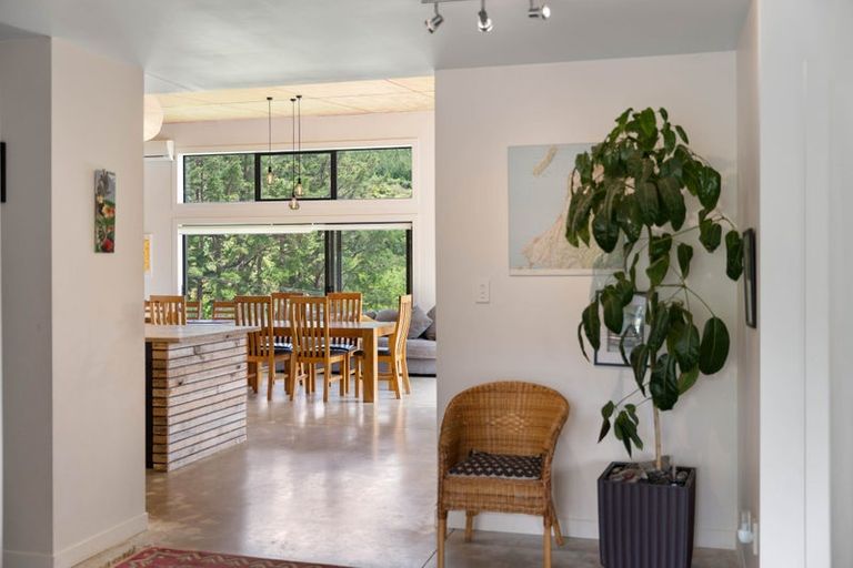 Photo of property in 50 Kents Road, Reikorangi, Waikanae, 5391