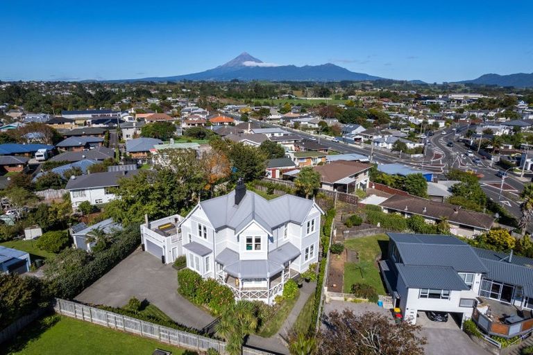 Photo of property in 149a Tukapa Street, Westown, New Plymouth, 4310