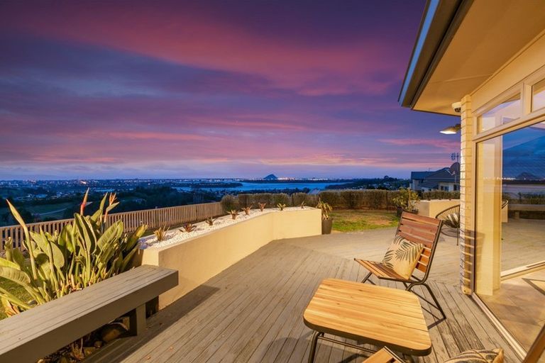 Photo of property in 11 Aurora Avenue, Welcome Bay, Tauranga, 3112