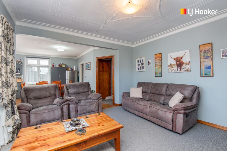 Photo of property in 8 Saddleview Place, Fairfield, Dunedin, 9018