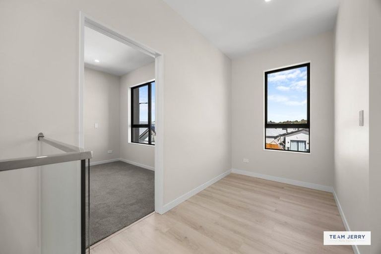 Photo of property in 30 Bannockburn Road, Opaheke, 2113