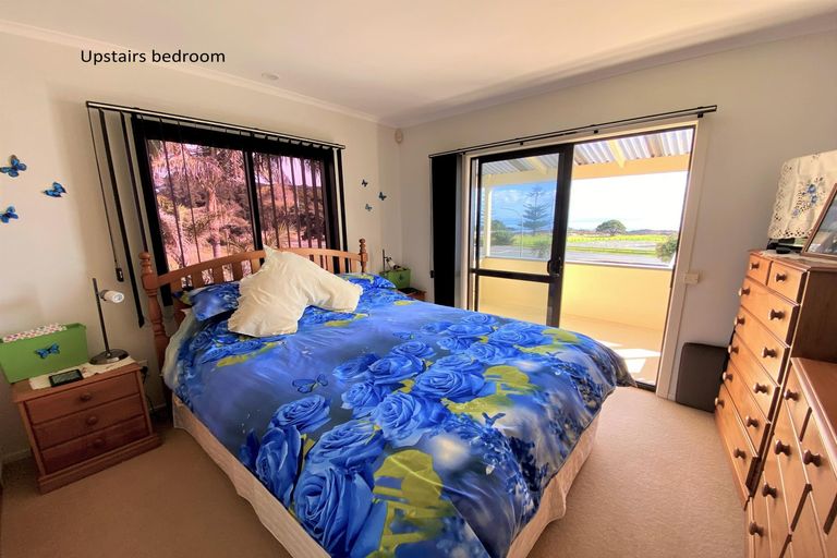 Photo of property in 6 Stratford Drive, Cable Bay, 0420