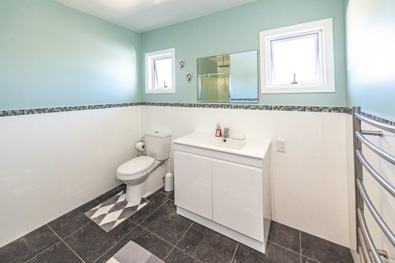 Photo of property in 3 Springvale Road, Springvale, Whanganui, 4501