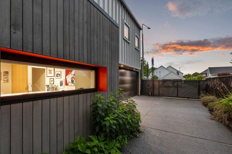 Photo of property in 199a Springfield Road, St Albans, Christchurch, 8014