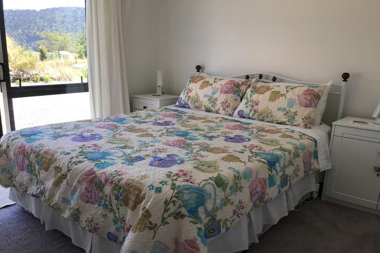 Photo of property in 2 Williams Drive, Fox Glacier, 7886