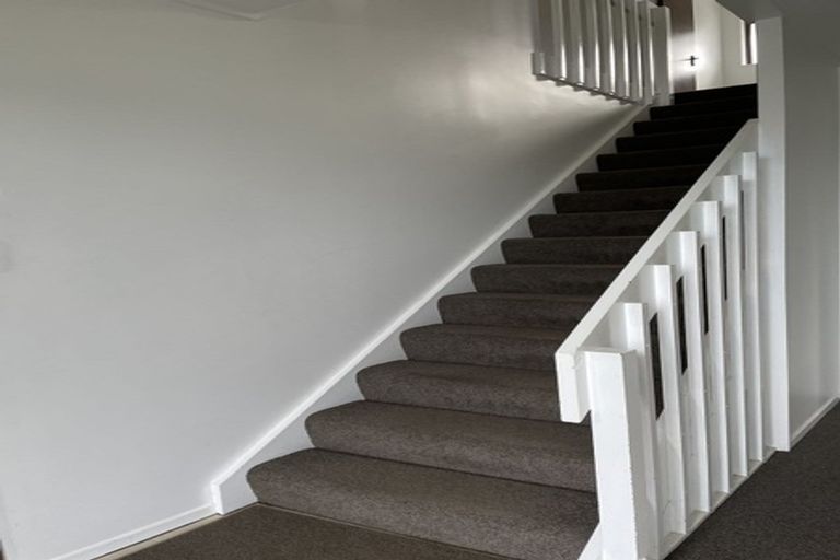 Photo of property in 5 Birla Terrace, Broadmeadows, Wellington, 6035