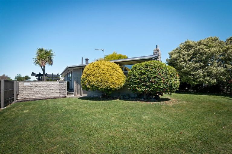 Photo of property in 26 Cardinal Drive, Hillmorton, Christchurch, 8025