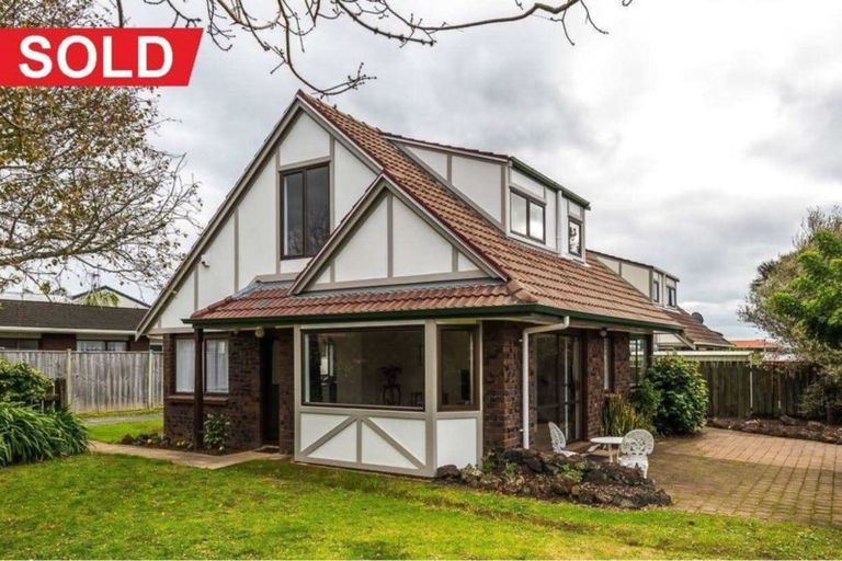 Photo of property in 14a Bungalore Place, Half Moon Bay, Auckland, 2012