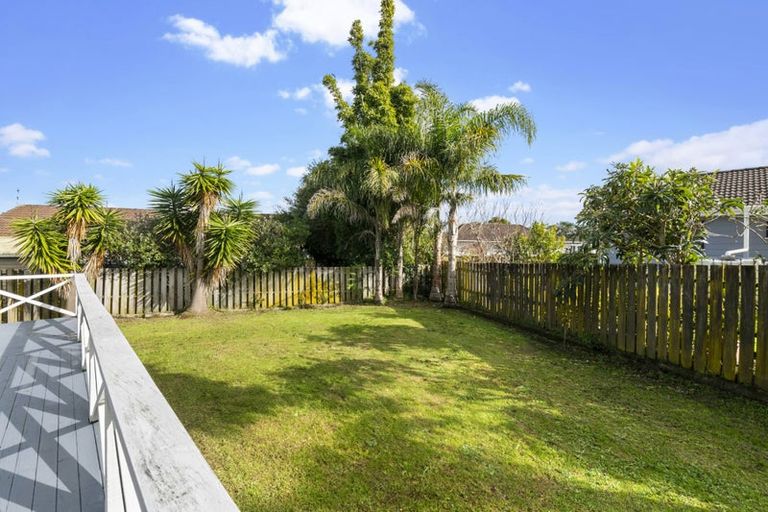 Photo of property in 81 Santiago Crescent, Unsworth Heights, Auckland, 0632
