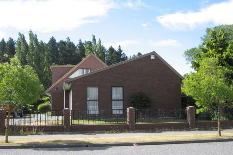 Photo of property in 165 Royal Park Drive, Parklands, Christchurch, 8083