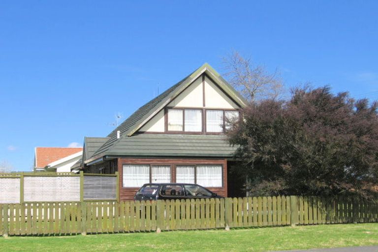 Photo of property in 1 Kaimai Place, Hairini, Tauranga, 3112