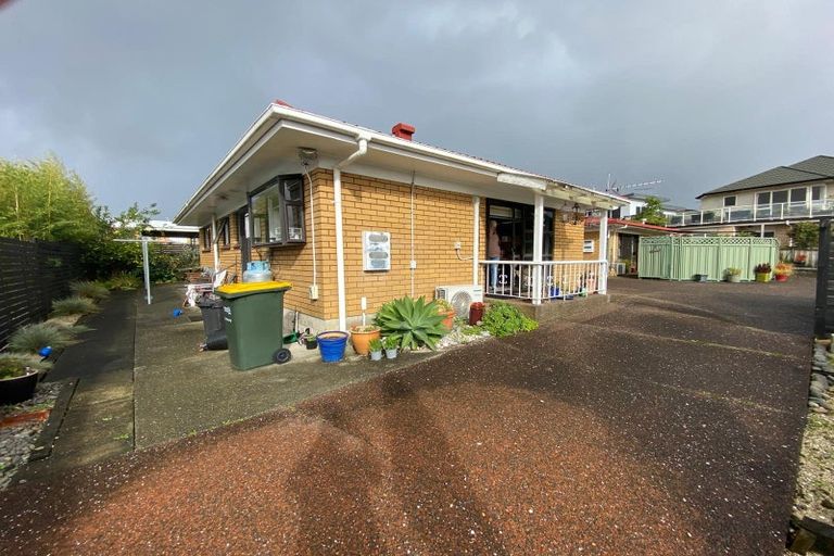 Photo of property in 2/150 Kitchener Road, Pukekohe, 2120
