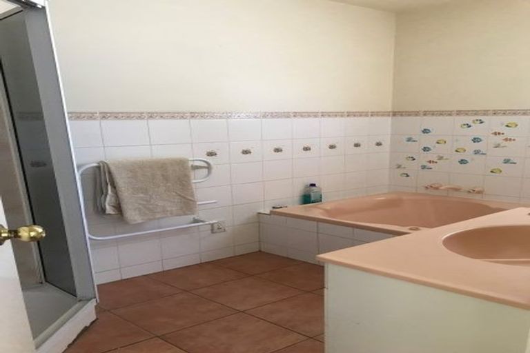 Photo of property in 36 Hamilton Avenue, Ilam, Christchurch, 8041