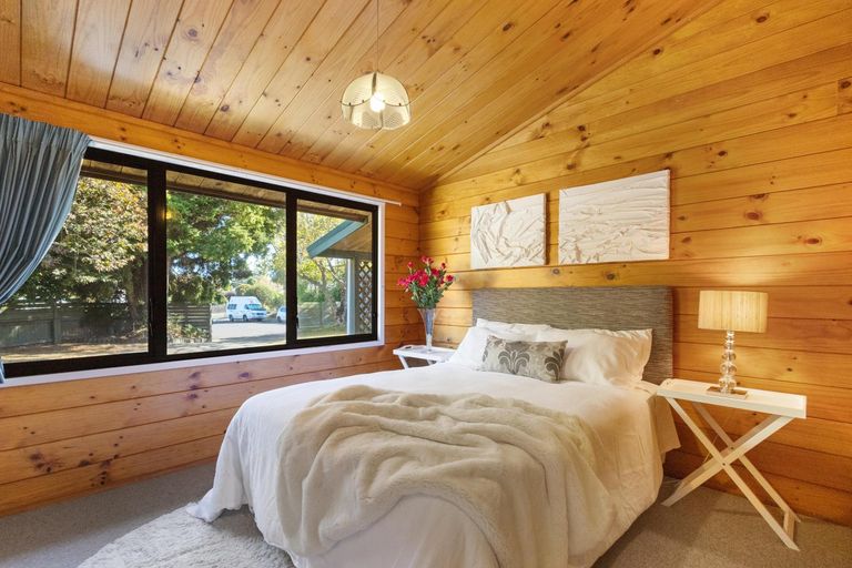 Photo of property in 5 Gordon Place, Leamington, Cambridge, 3432