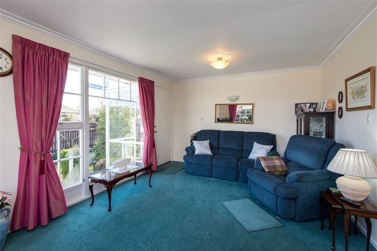 Photo of property in 2/202 Waimairi Road, Ilam, Christchurch, 8041