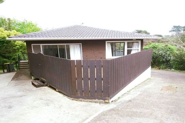 Photo of property in 38 Neal Avenue, Glenfield, Auckland, 0629