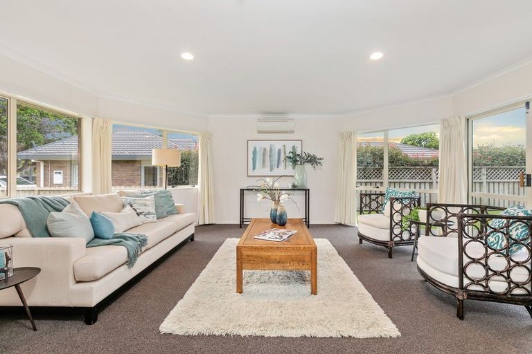 Photo of property in 15 Cloverlea Walk, Welcome Bay, Tauranga, 3112