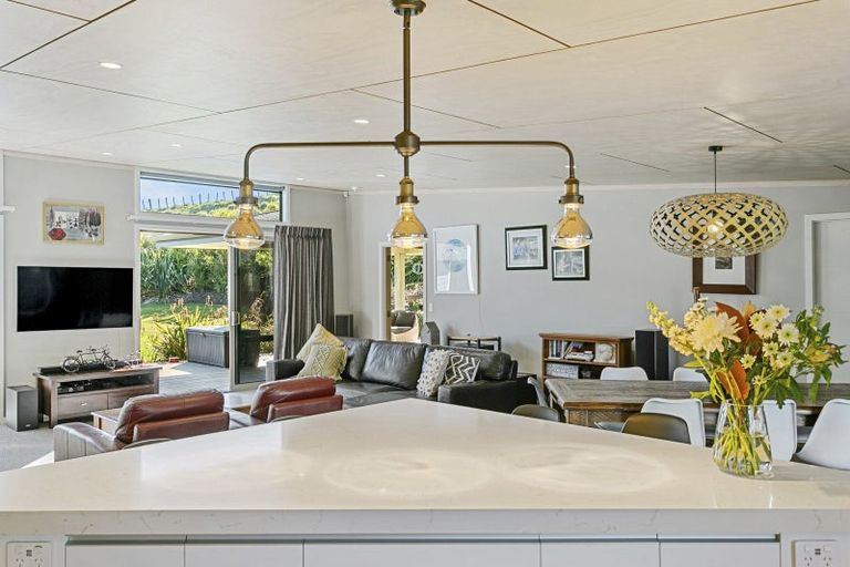 Photo of property in 54 Dalmore Way, Acacia Bay, Taupo, 3385