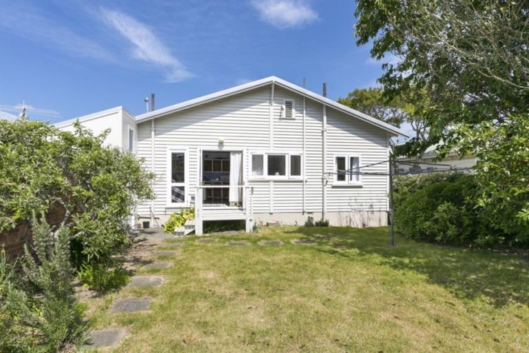 Photo of property in 15 Campbell Street, Karori, Wellington, 6012