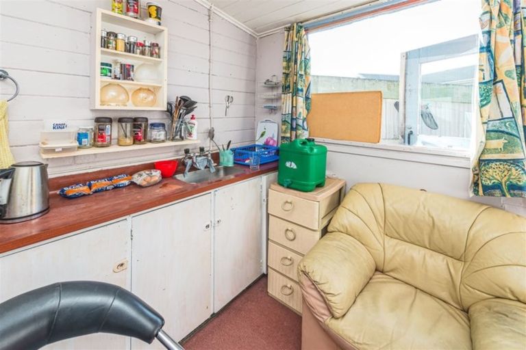 Photo of property in 64 Tawa Street, Gonville, Whanganui, 4501