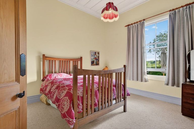 Photo of property in 311 Franklin Road, Paparoa, 0571