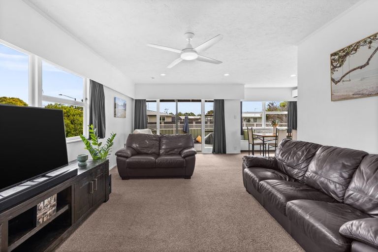 Photo of property in 7 Grant Place, Greenmeadows, Napier, 4112