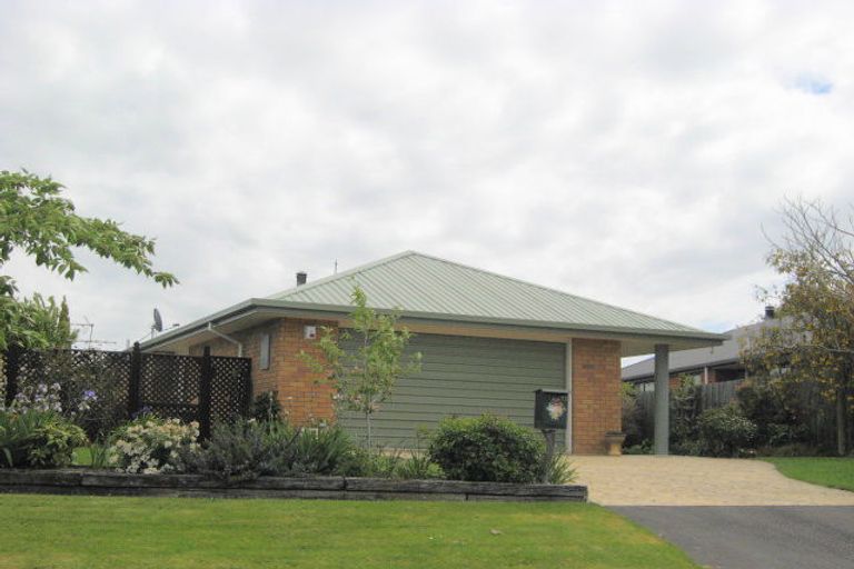 Photo of property in 11 Stopforth Street, Woodend, 7610