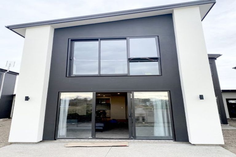 Photo of property in 66 Manakura Street, Russley, Christchurch, 8042